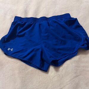 Under Armour Women’s L Fly By Shorts
